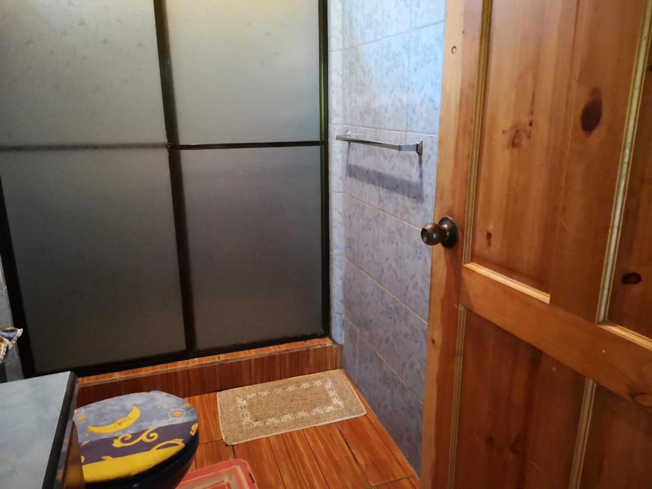 Bella Vista Guest House ตูร์เรียลบา ภายนอก รูปภาพ