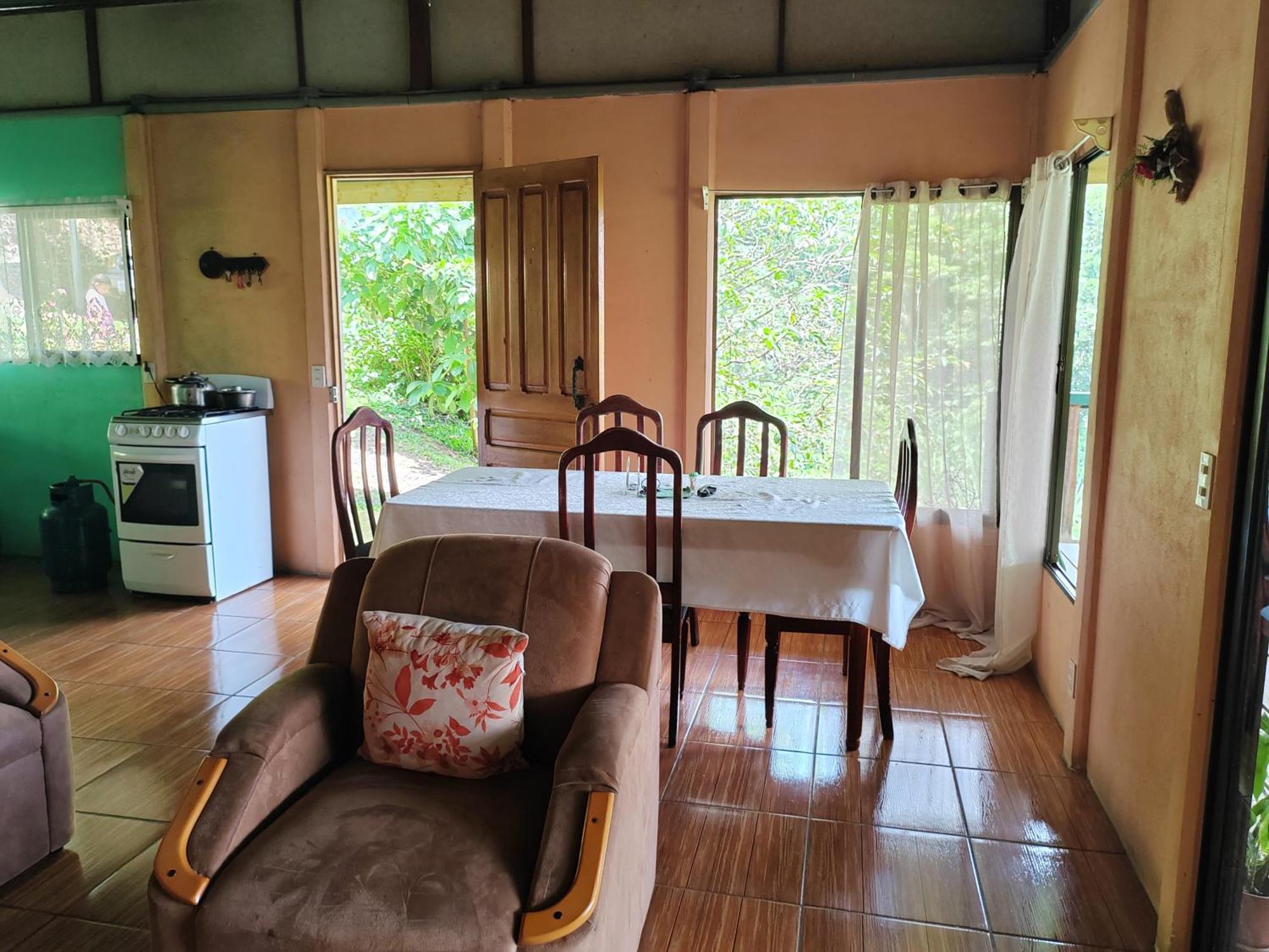 Bella Vista Guest House ตูร์เรียลบา ภายนอก รูปภาพ